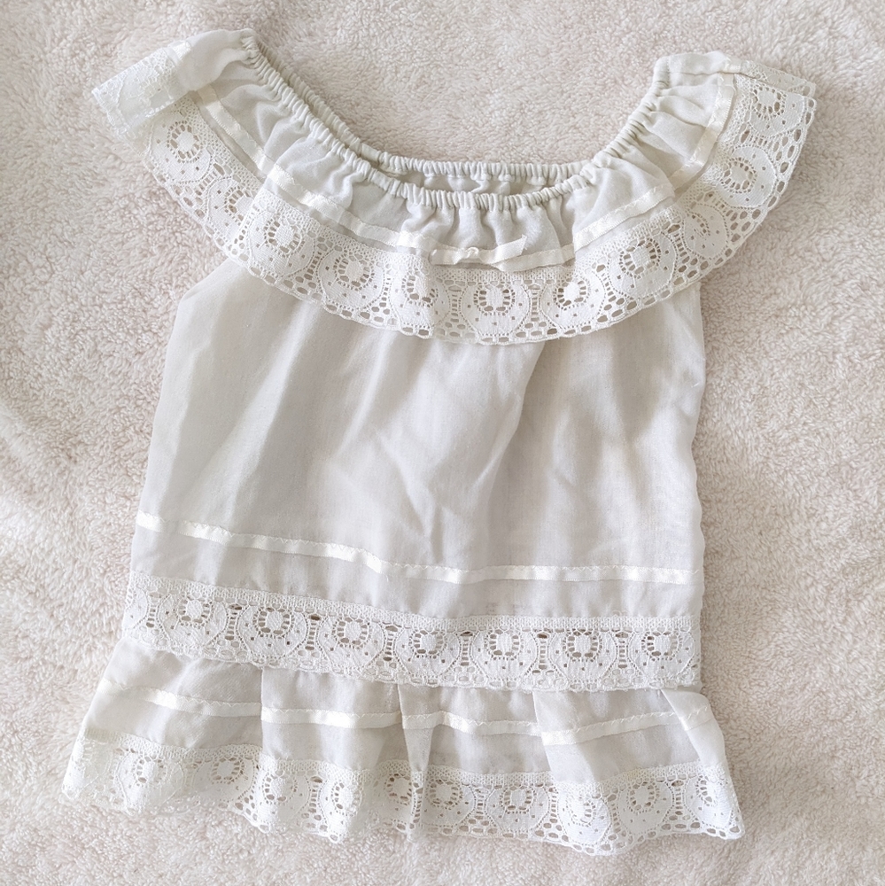 Vintage White Dress with Lace Detail. Size 2T